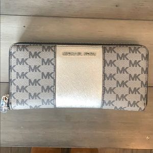 Michael Kors Brand New Wallet